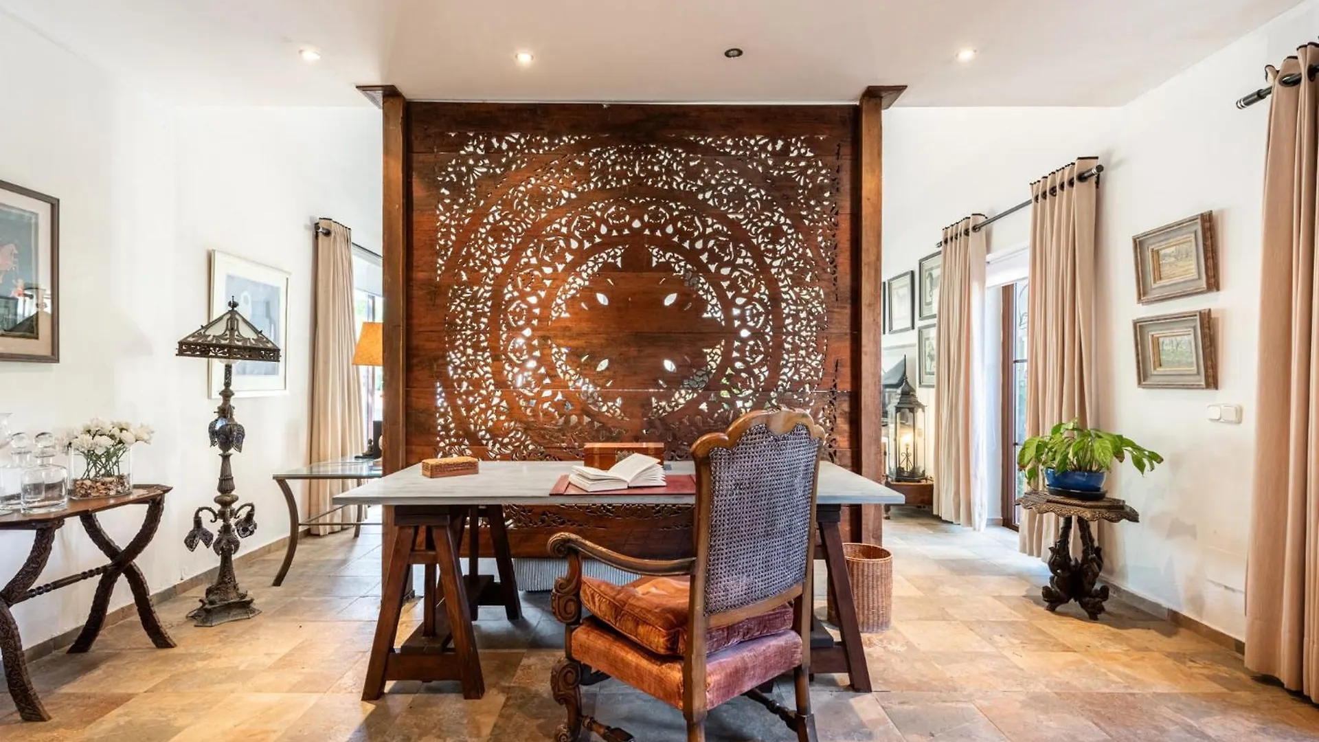 木屋 Gorgeous Spanish Chalet, Pool And Views 西班牙