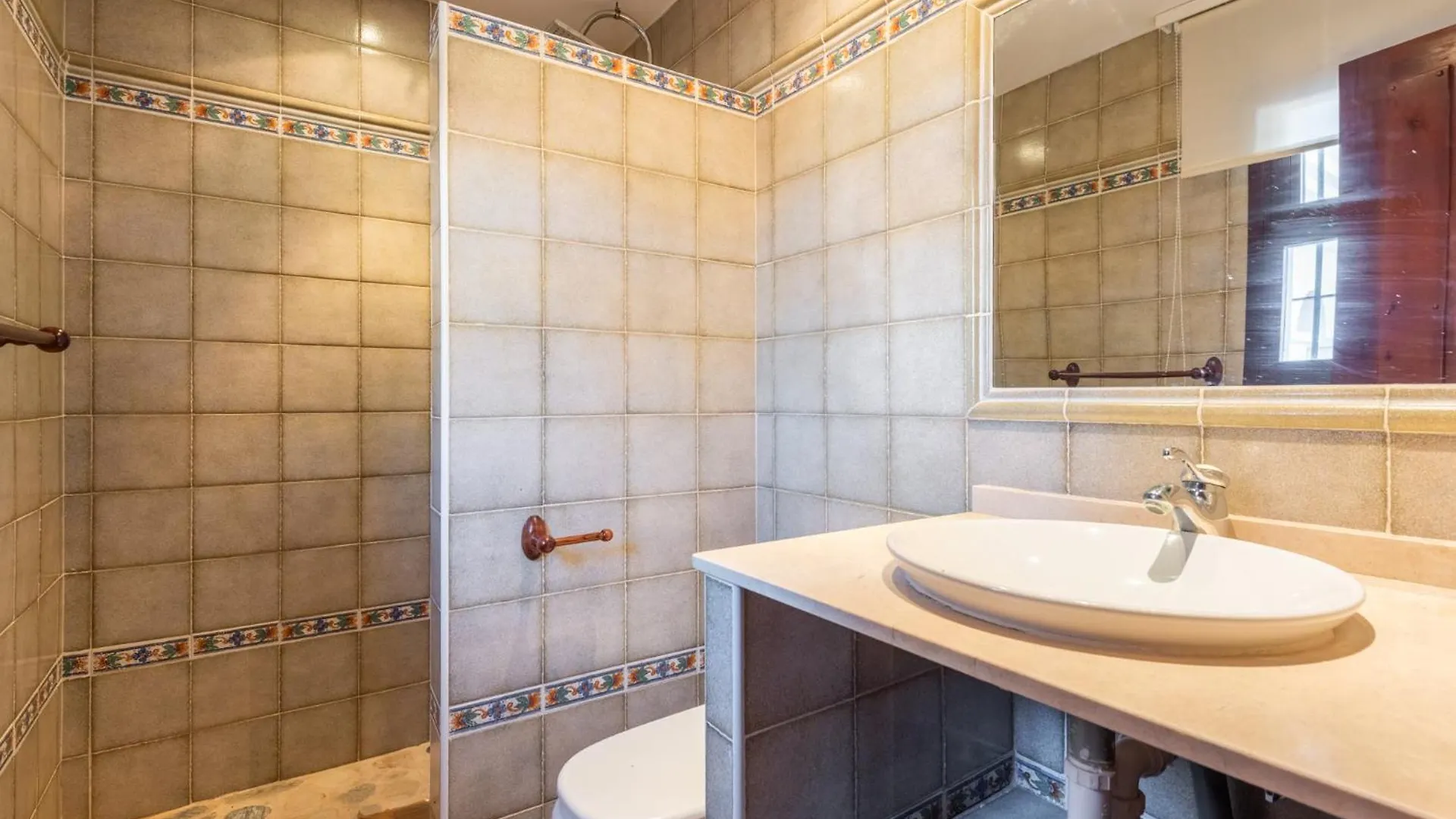 Chalet Beautiful Finca, Pool And Views Villa Malaga