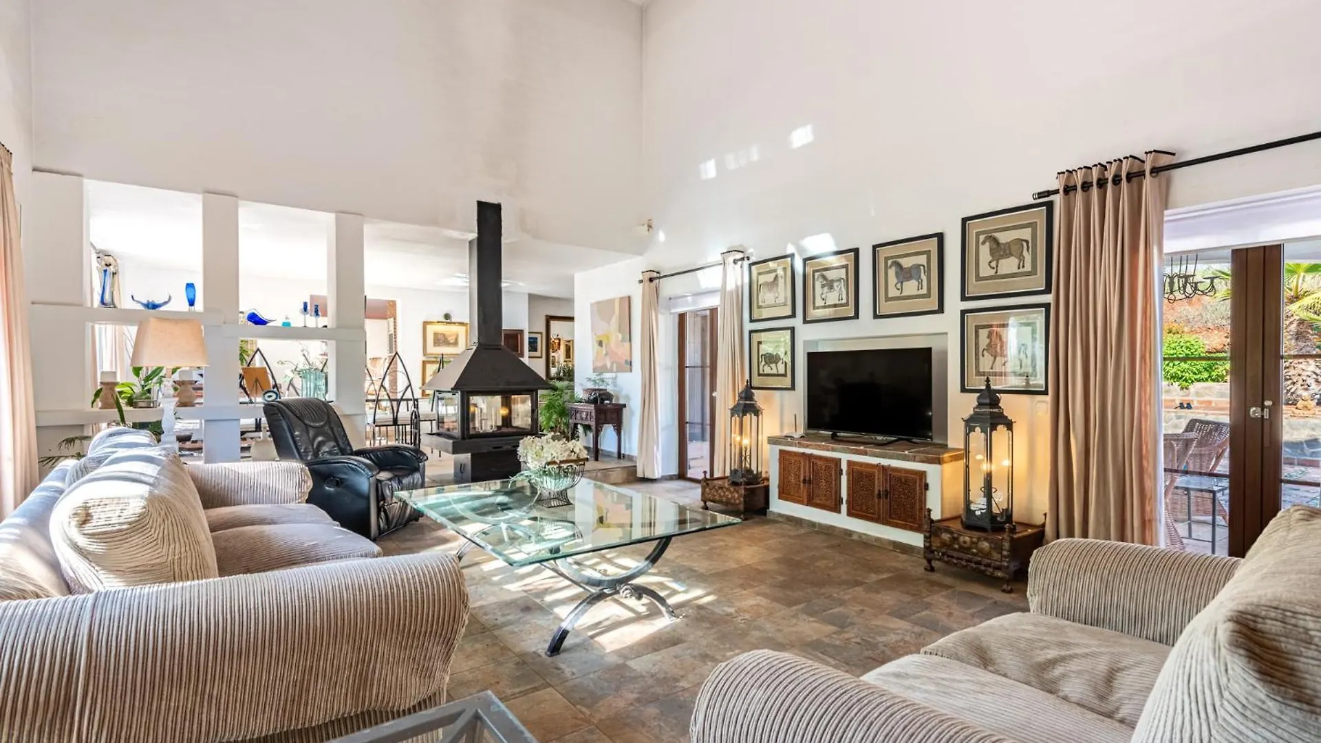 木屋 Gorgeous Spanish Chalet, Pool And Views 西班牙